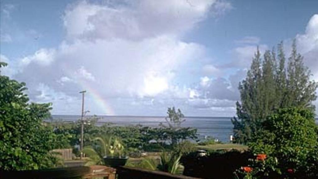 Backpackers Vacation Inn And Plantation Village Pupukea Exterior foto