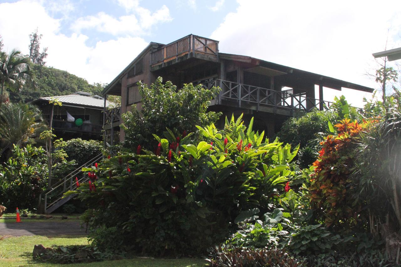 Backpackers Vacation Inn And Plantation Village Pupukea Exterior foto